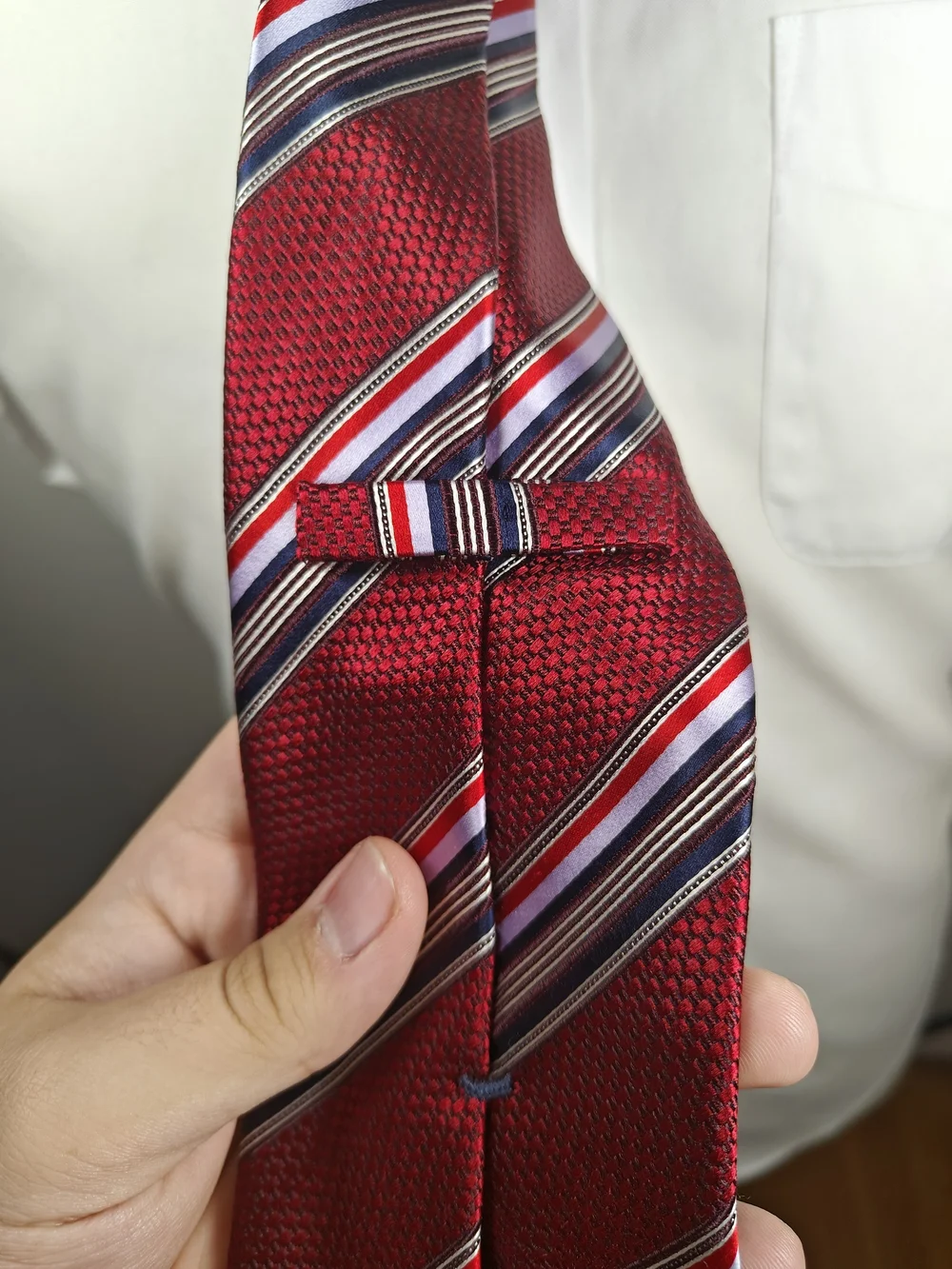 Ermenegildo Zegna Red Navy Striped 100% Silk Jacquard Necktie Made in Italy